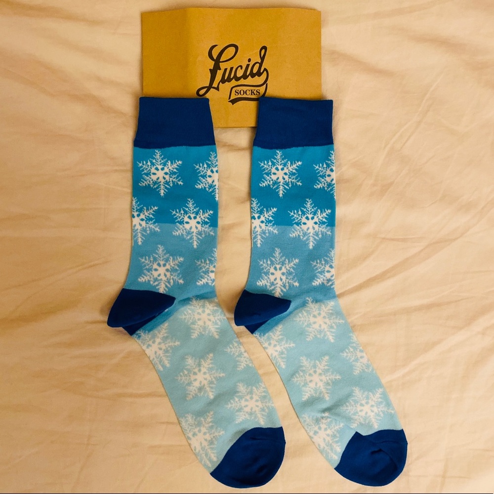 3 for $20 NWOT winter snowflake socks